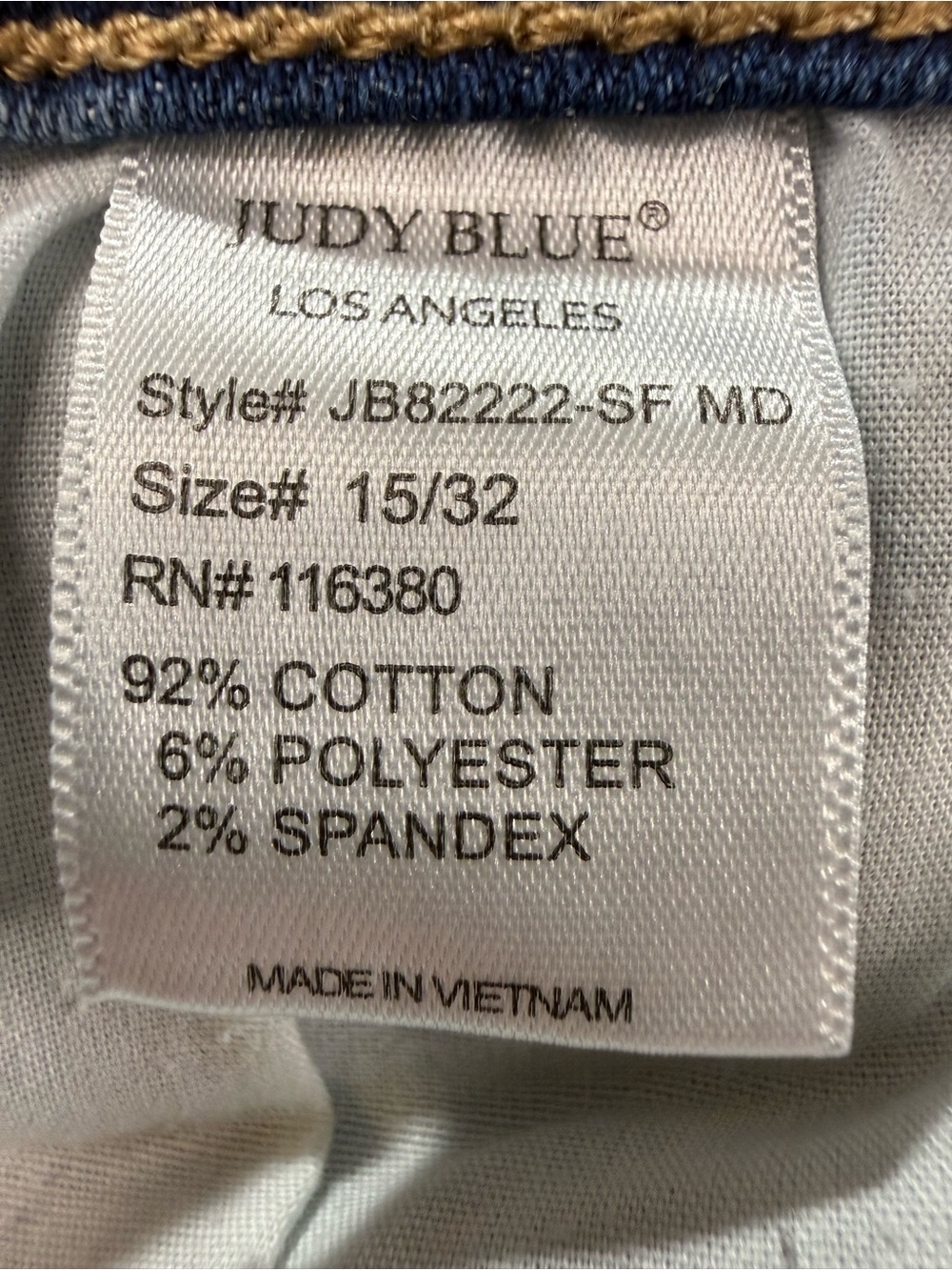 Judy Blue Relaxed Fit Light Wash Cuffed Jeans 15/32 - Picture 8 of 13